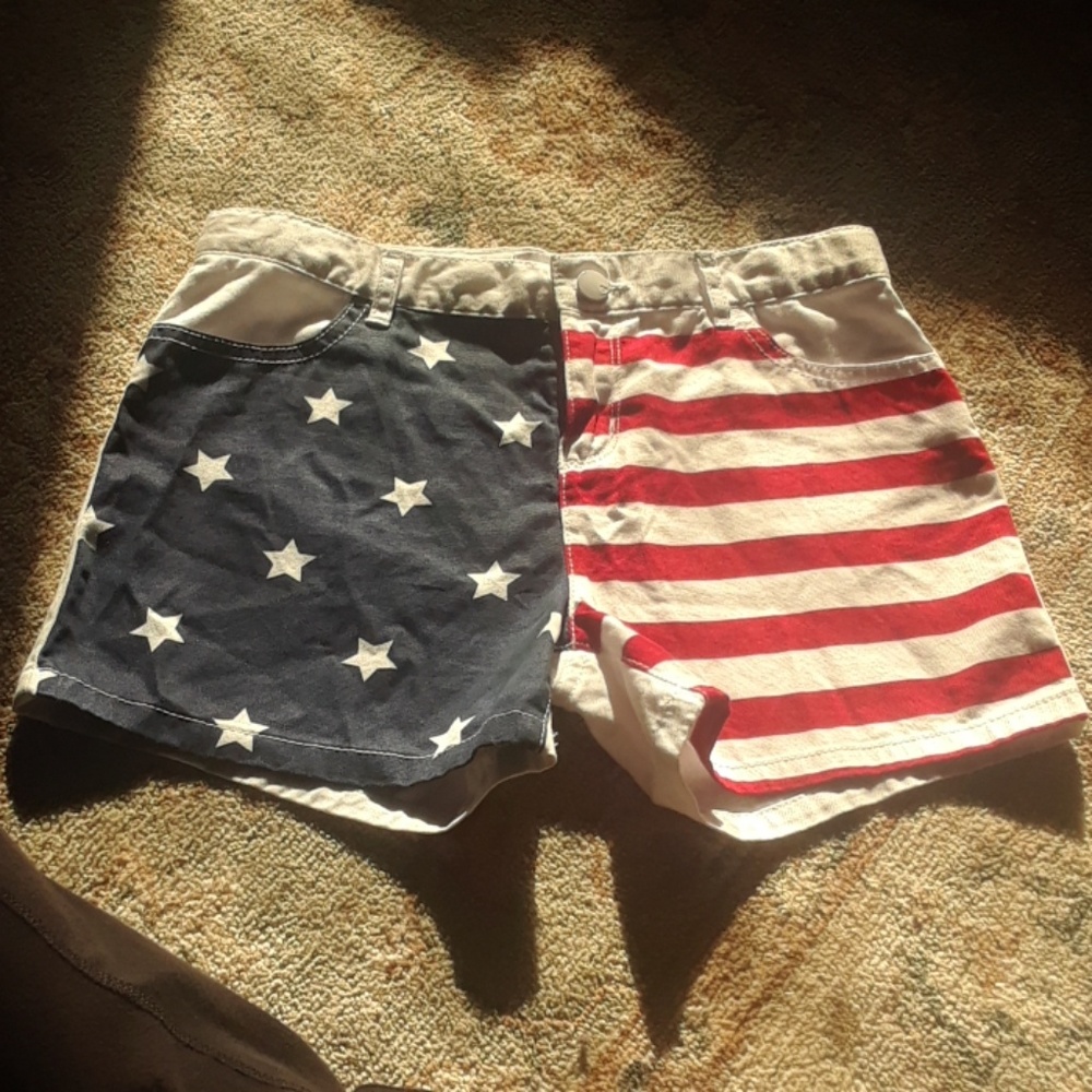 Girls size 12 fourth of July print shorts by Place